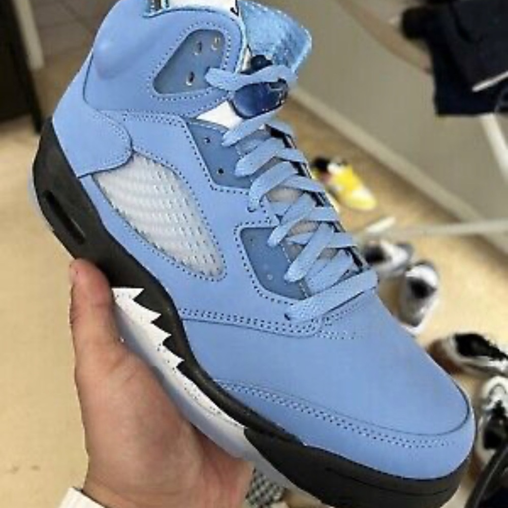 Jordan 5 ‘UNC’
